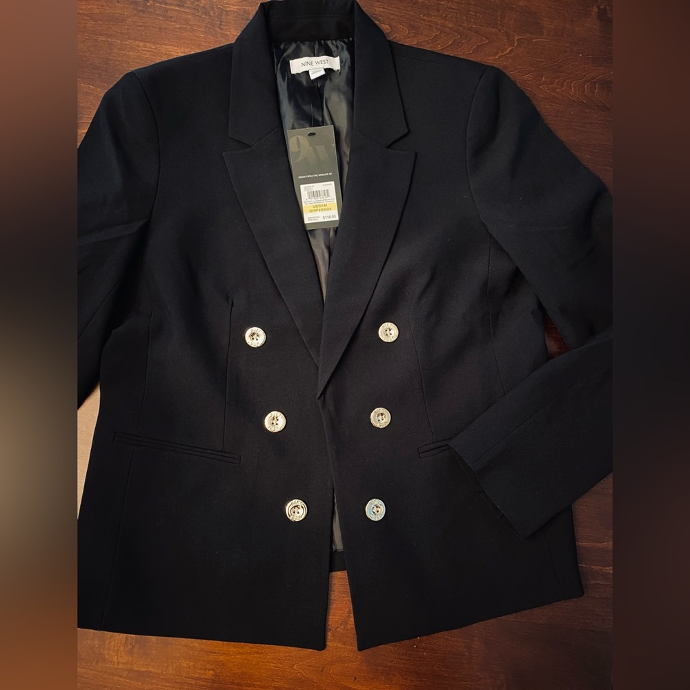NWT! Nine West open blazer - black jacket, golden tone buttons. Women’s size M
